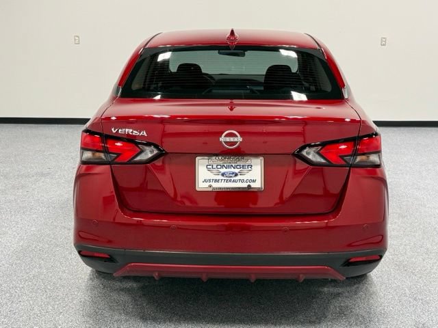 Used 2025 Nissan Versa SV w/ Trunk Package FWD image 10