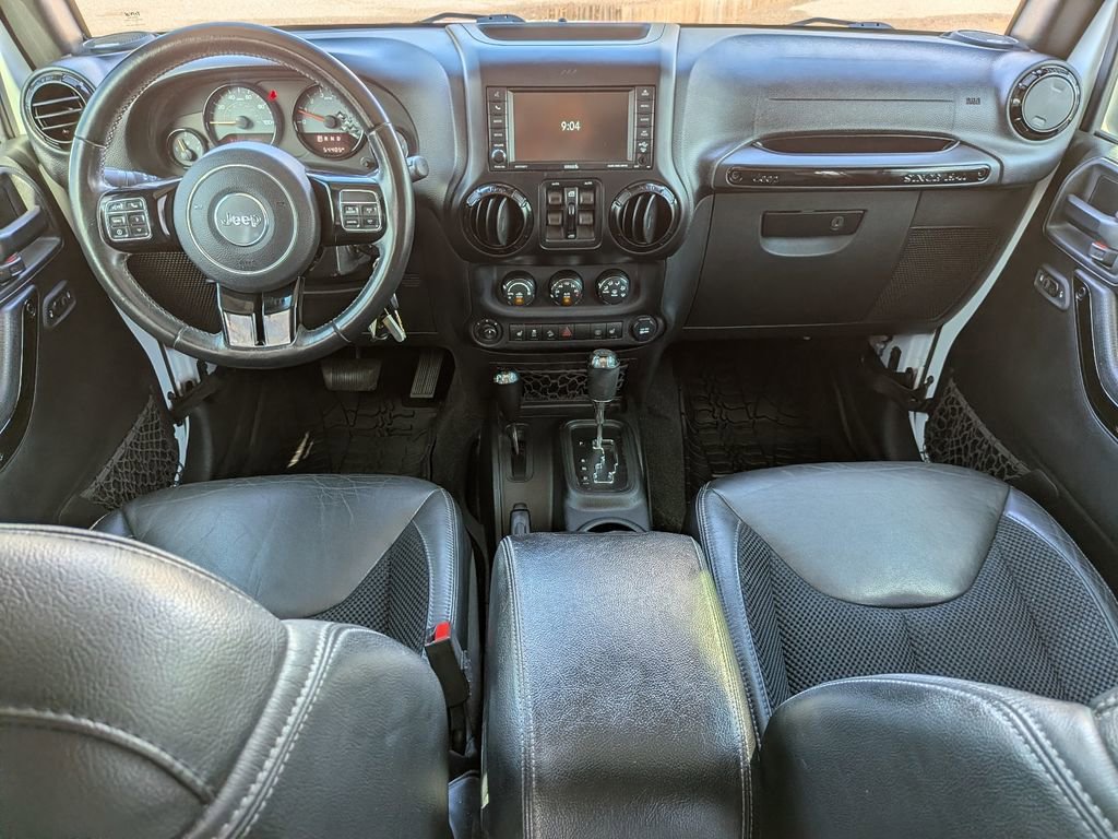 Used 2017 Jeep Wrangler Unlimited Sahara image 15