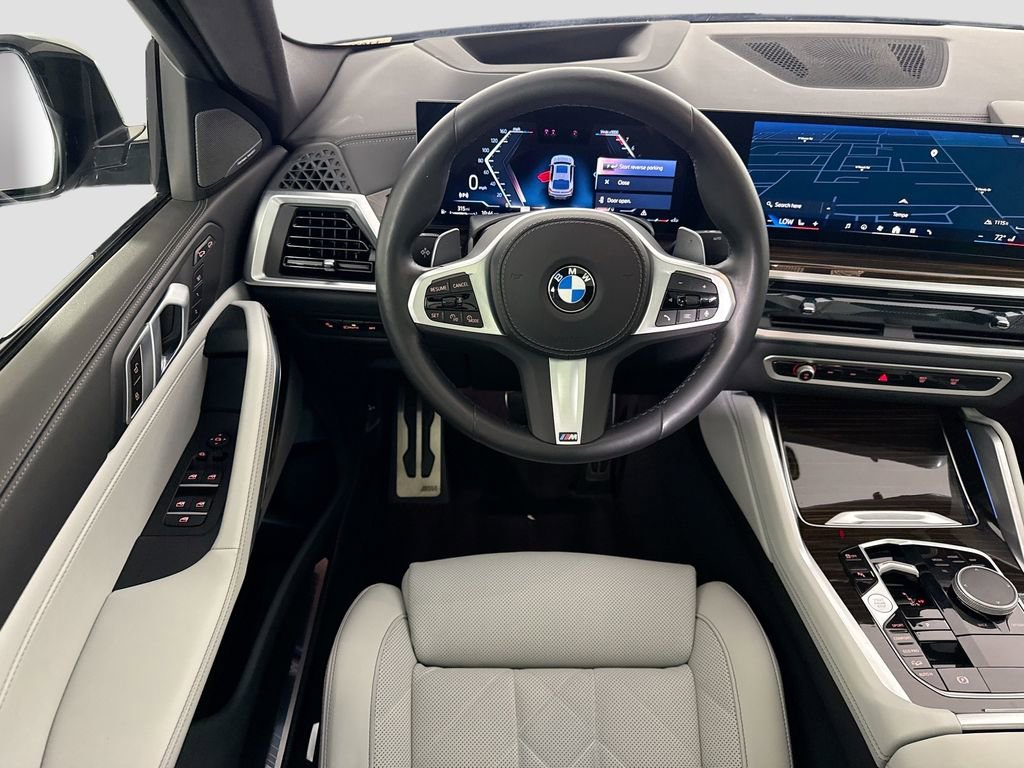 Used 2024 BMW X6 xDrive40i w/ Premium Package image 10