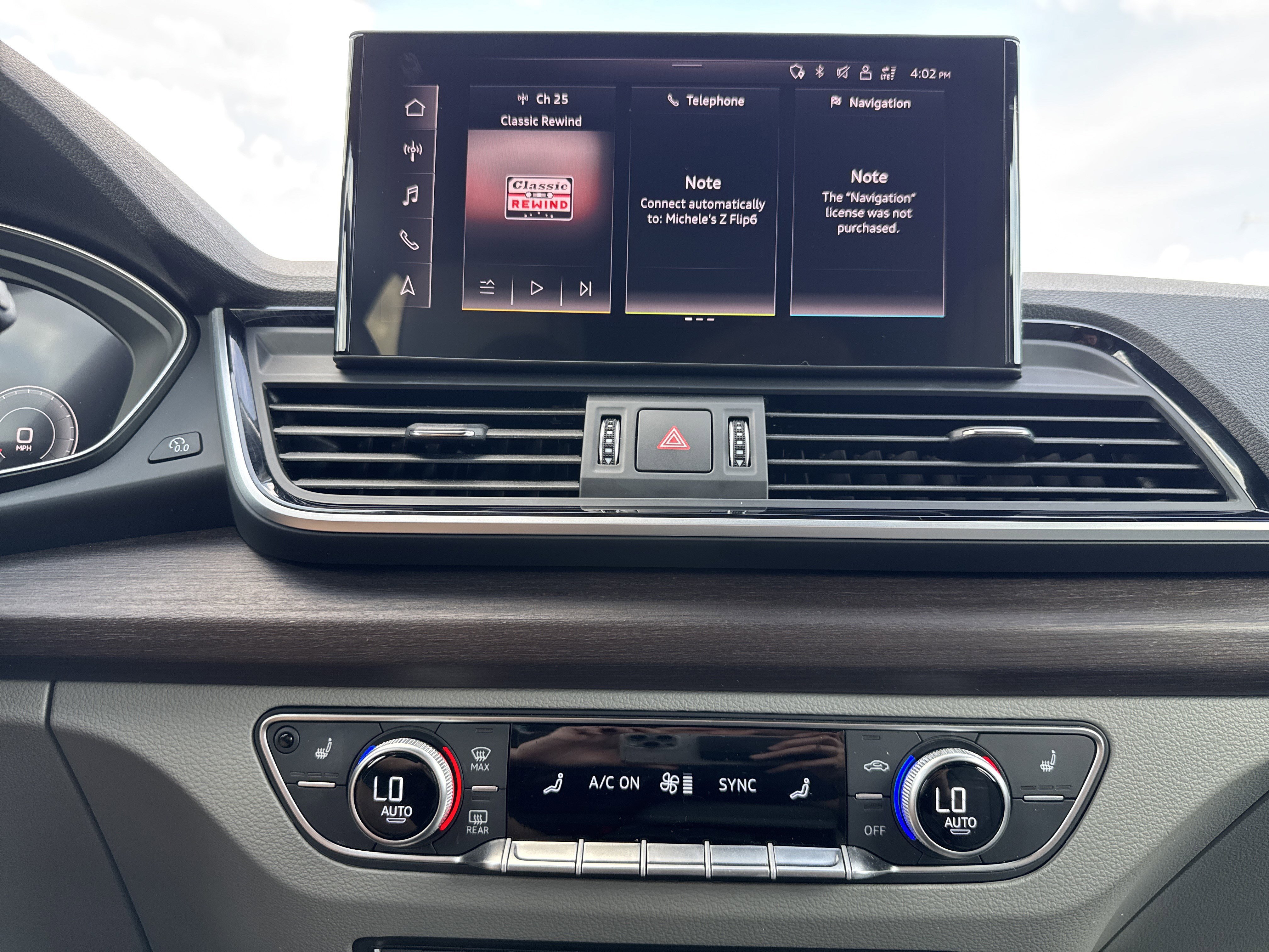 Used 2023 Audi Q5 2.0T Premium Plus w/ Premium Plus Package image 12