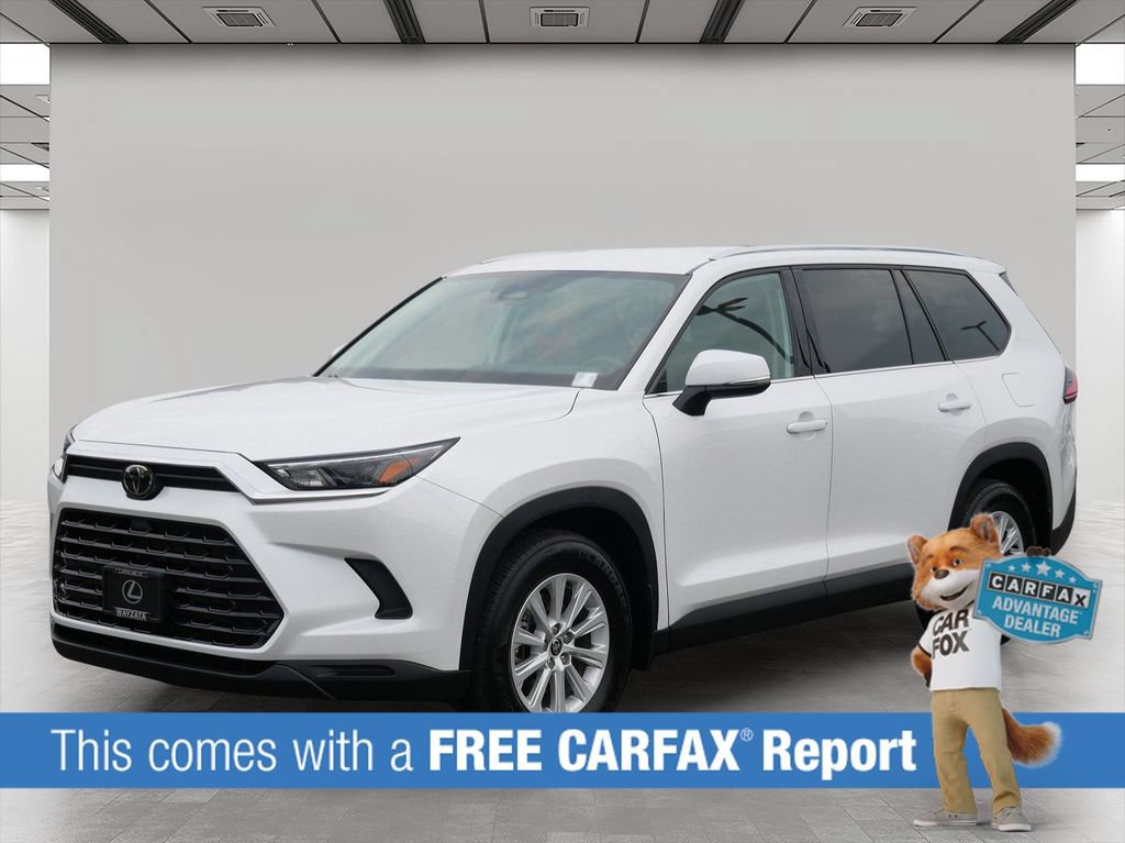 Used 2024 Toyota Grand Highlander AWD image 2
