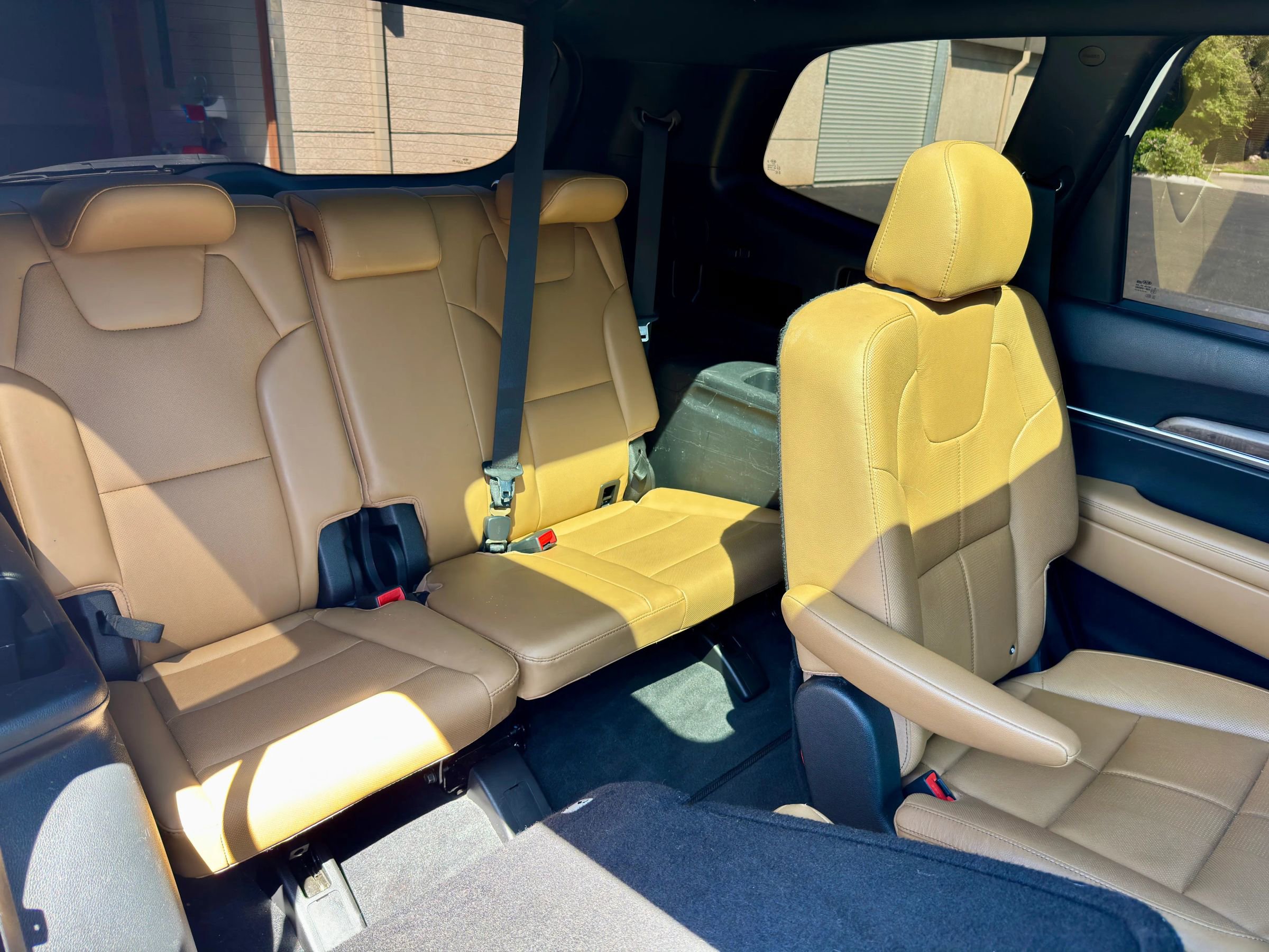 Used 2020 Kia Telluride SX w/ Towing Package image 14