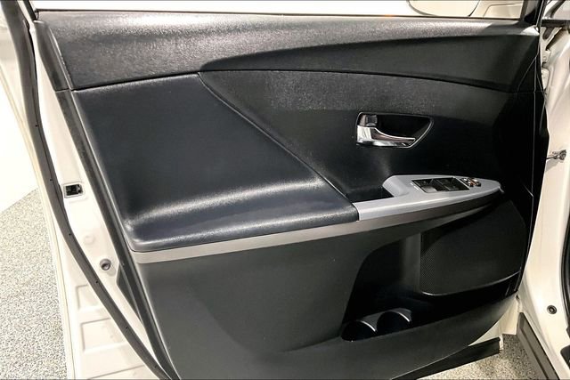 Used 2016 Toyota Venza AWD image 21