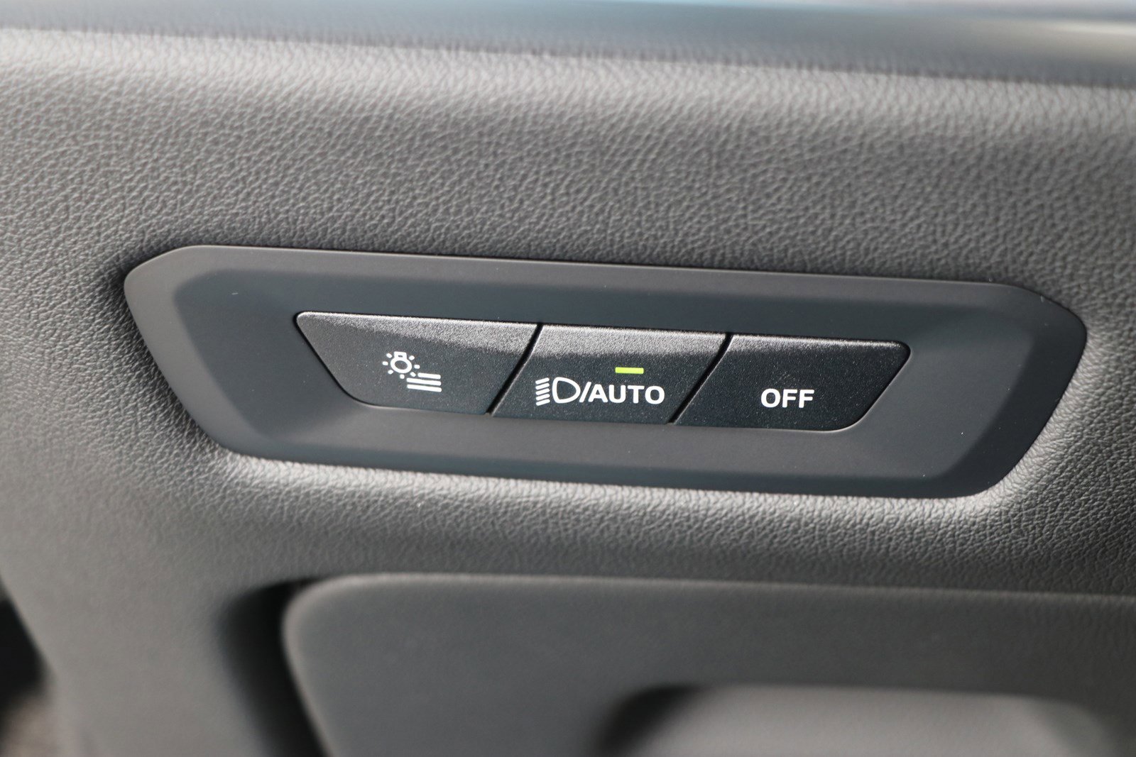 Certified 2025 BMW X5 xDrive50e w/ Parking Assistance Package image 25