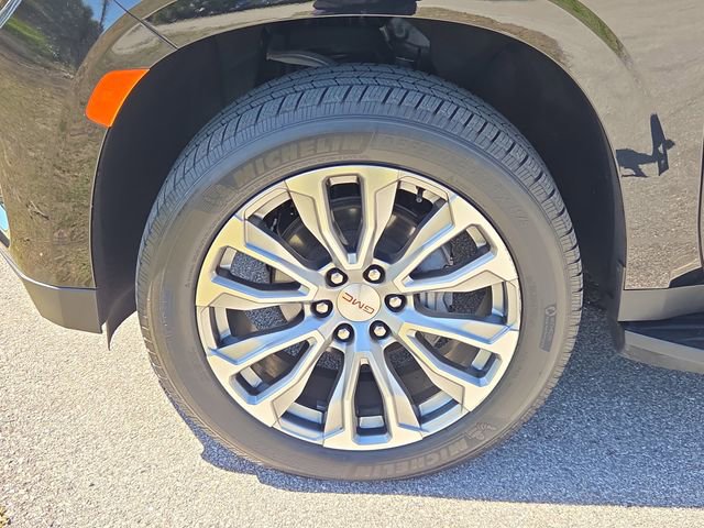 Certified 2021 GMC Yukon SLT w/ Rear Media and Nav Package image 7