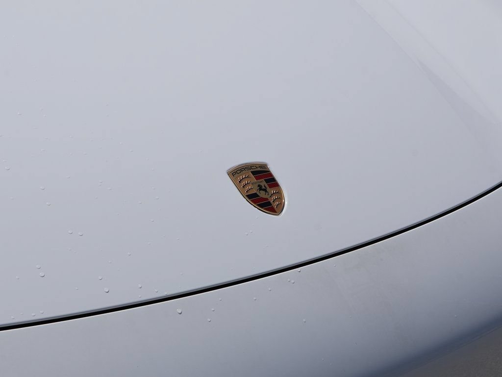 New 2025 Porsche Macan Electric RWD image 13