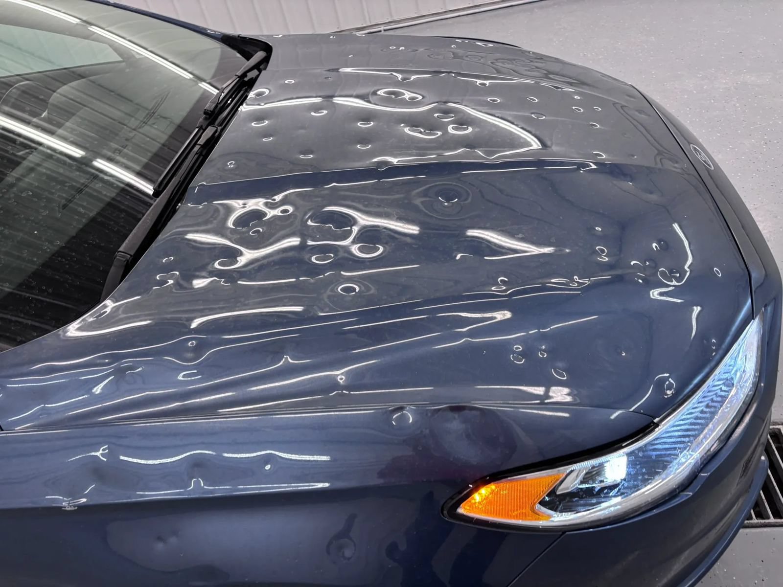 Used 2018 Ford Fusion SE w/ Fusion SE Technology Package FWD image 15