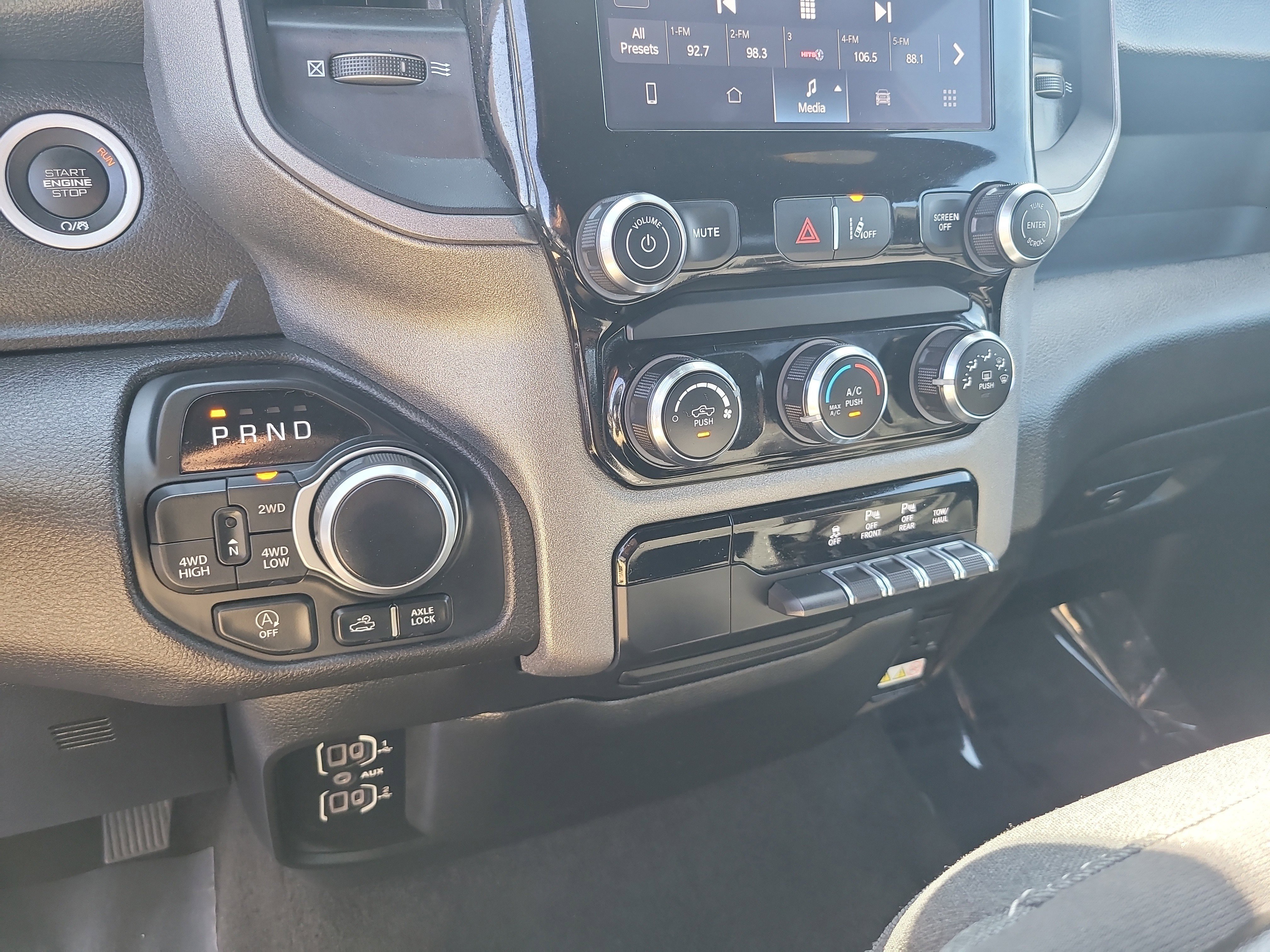 Used 2025 RAM 1500 Classic Warlock image 23