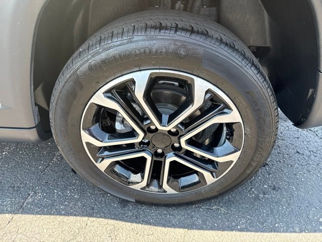 Certified 2023 Jeep Compass Limited AWD/4WD image 7