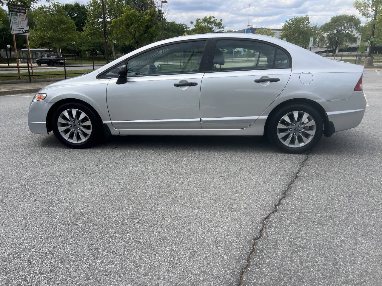 Used 2010 Honda Civic DX-VP image 12