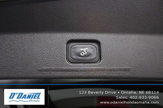 Used 2015 Ford Explorer XLT w/ Equipment Group 202B AWD/4WD image 41
