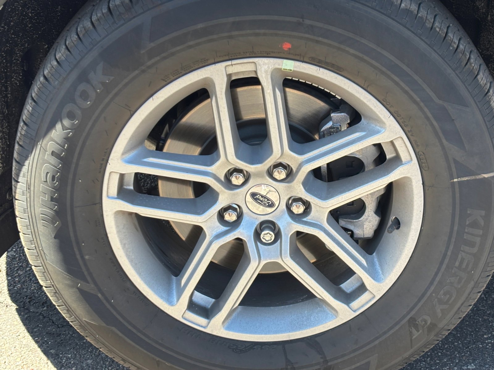 Used 2026 Ford Explorer Active w/ Active Comfort Package image 24