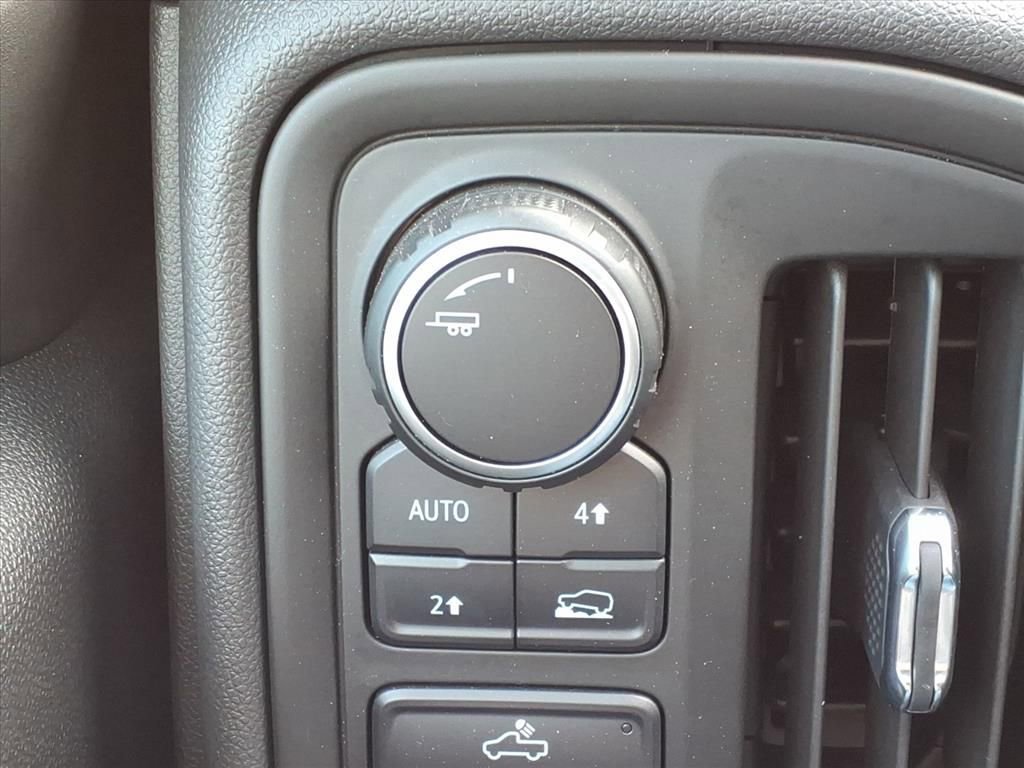 Used 2022 Chevrolet Silverado 1500 Custom w/ Safety Confidence Package image 18