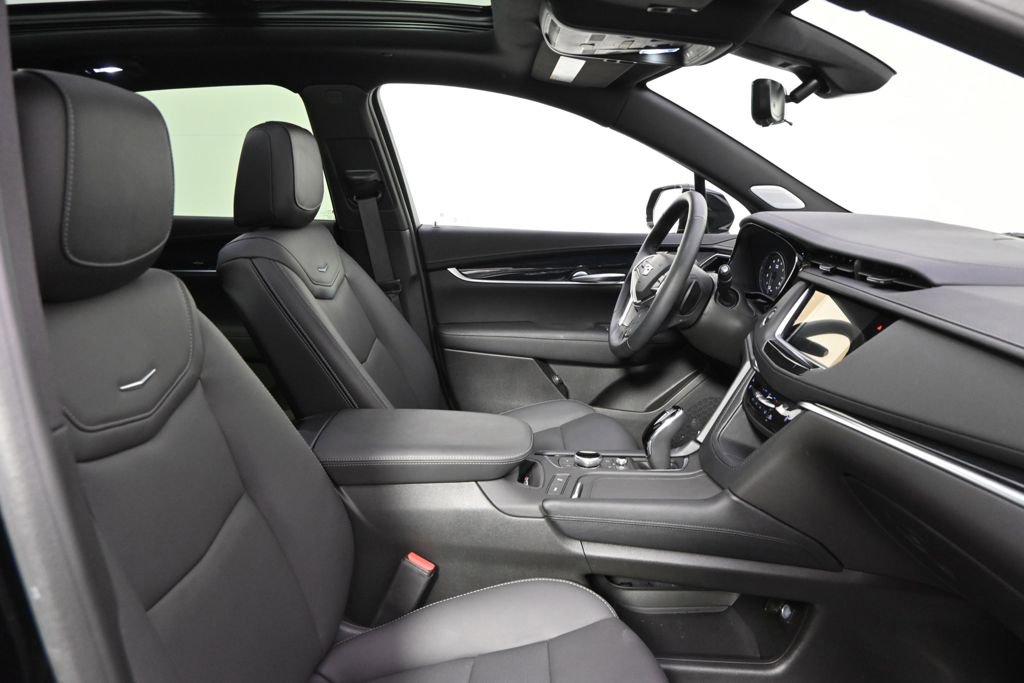 New 2025 Cadillac XT5 Premium Luxury w/ Technology Package image 16