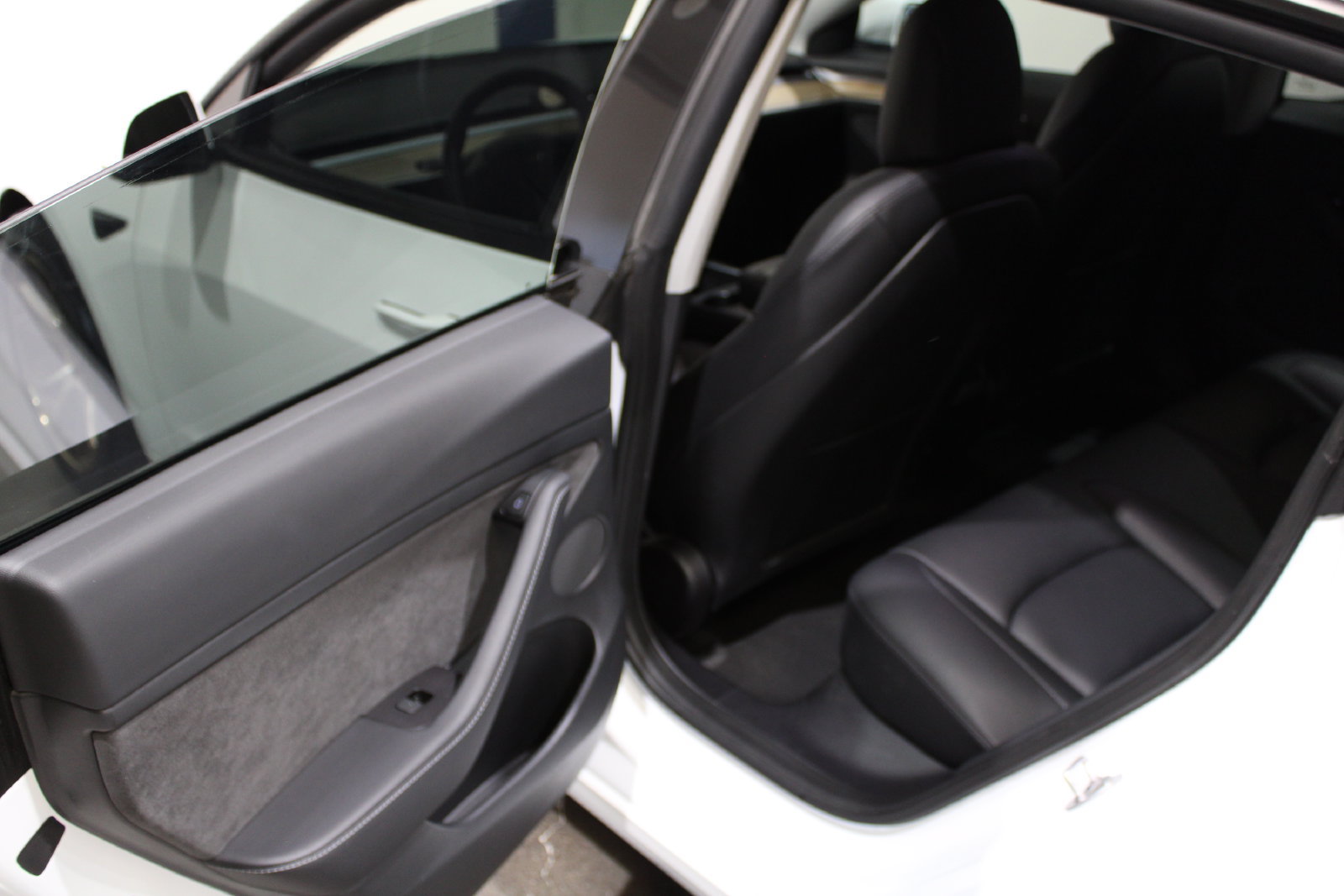 Used 2022 Tesla Model 3 Performance AWD/4WD image 16
