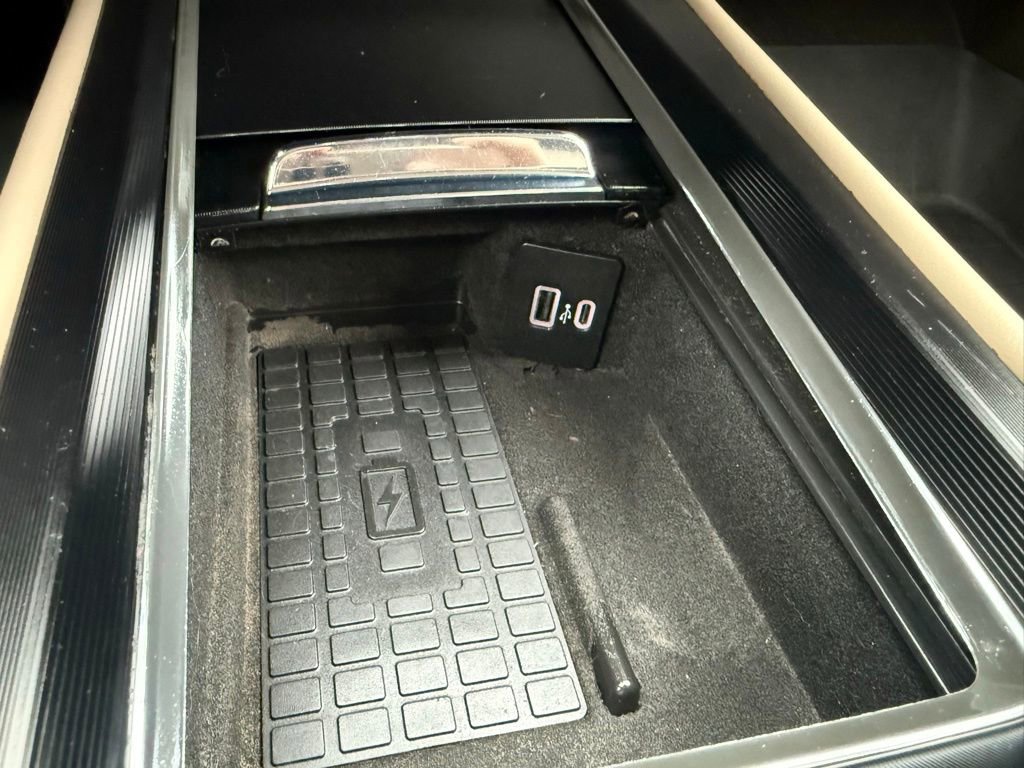 Used 2023 Lincoln Corsair AWD w/ Equipment Group 101A image 21