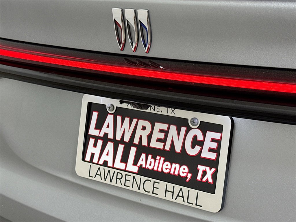 New 2026 Buick Enclave Sport Touring w/ Power Package image 18