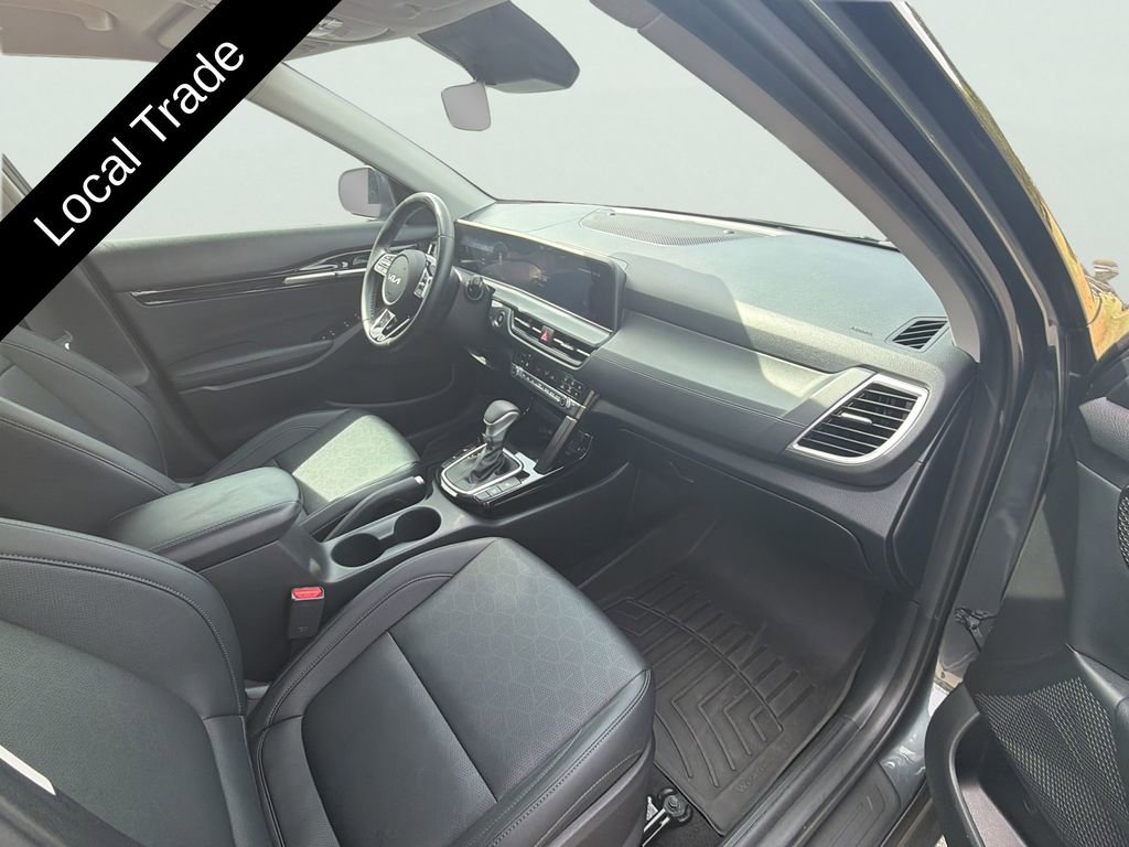 Used 2024 Kia Seltos EX image 41