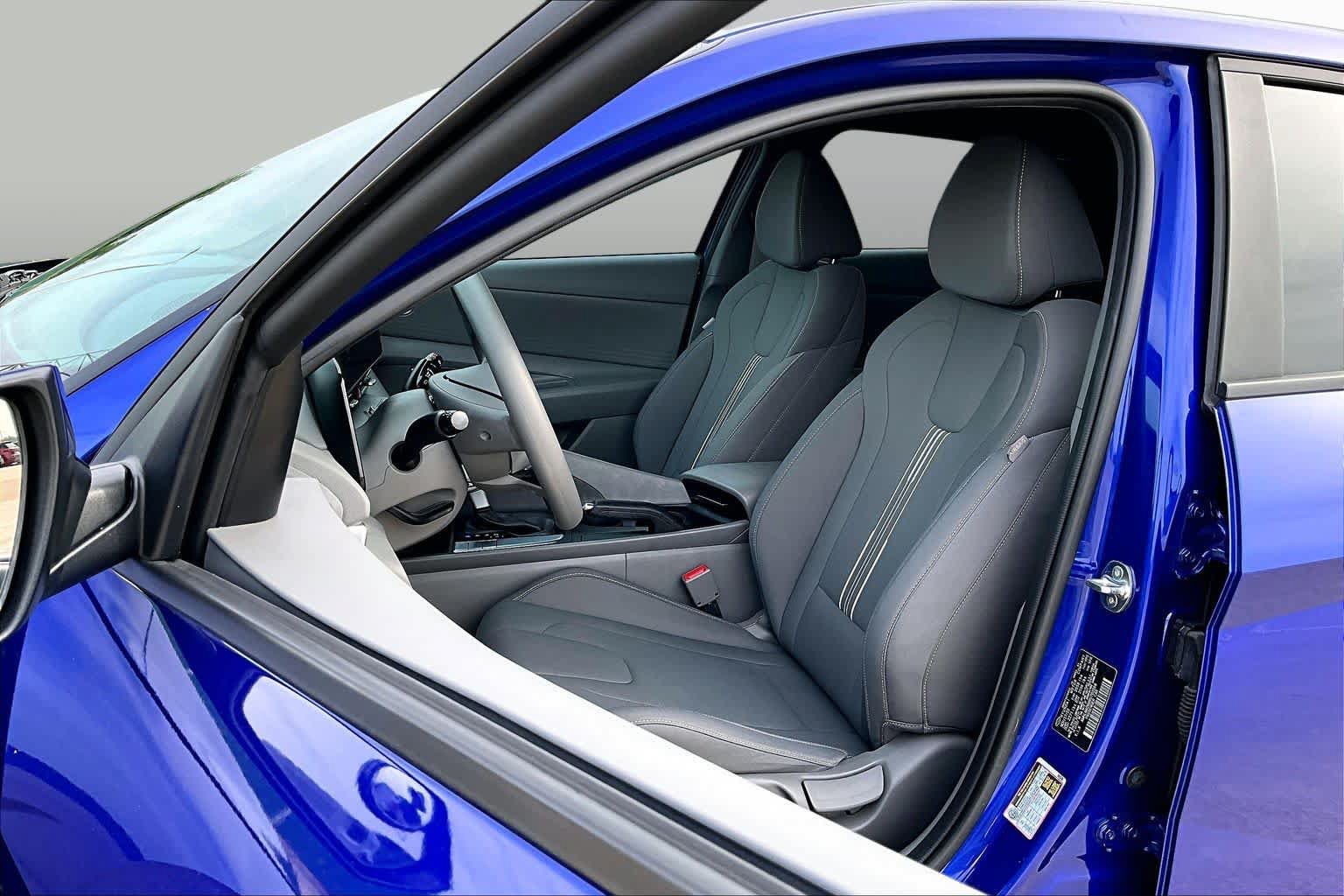 Certified 2024 Hyundai Elantra SEL FWD image 8