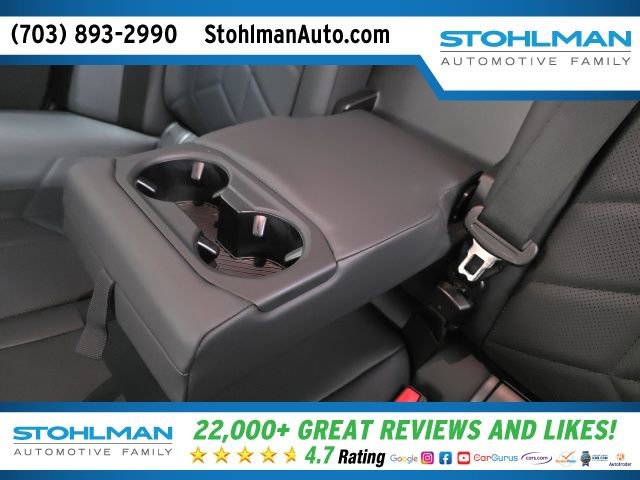 Used 2024 BMW 530i xDrive w/ Premium Package image 29