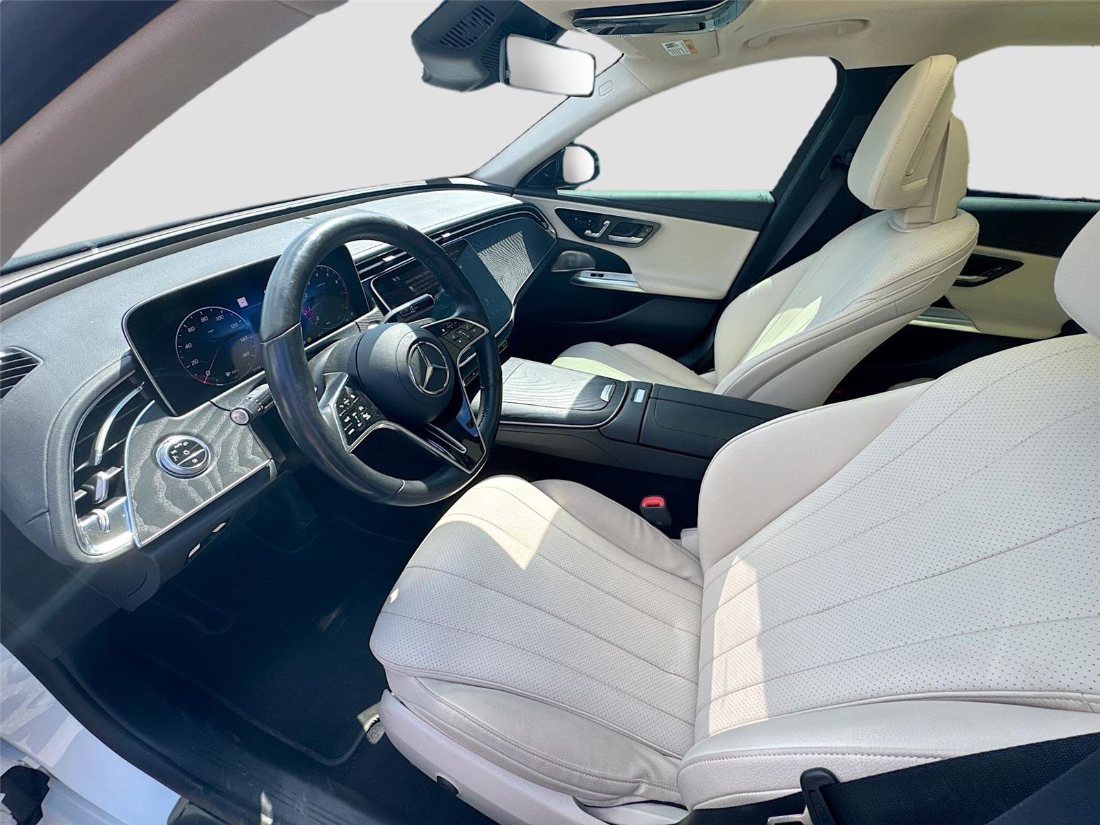 Used 2024 Mercedes-Benz E 350 4MATIC Sedan image 11