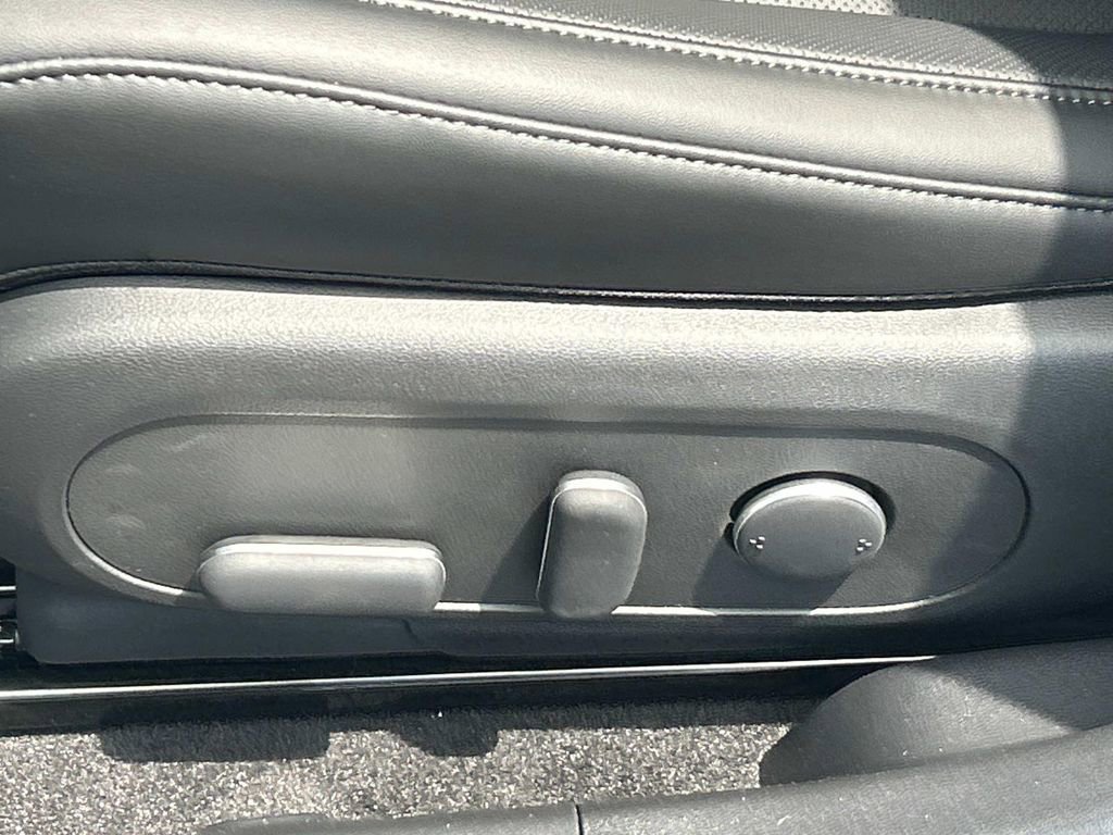 New 2025 Hyundai Ioniq 5 SEL image 16