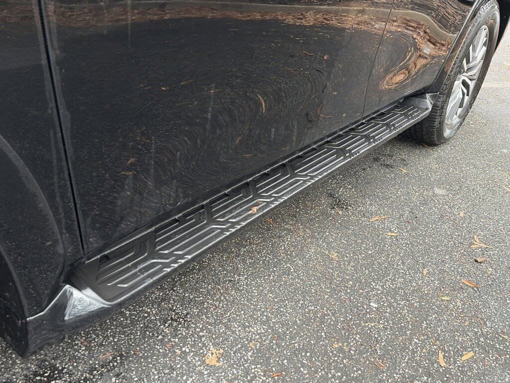 Certified 2024 Nissan Armada SL w/ Captain's Chairs Package image 8