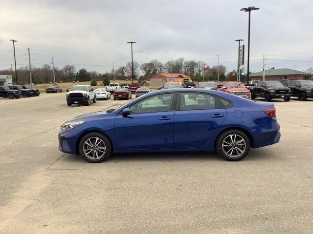 Used 2023 Kia Forte LXS image 4