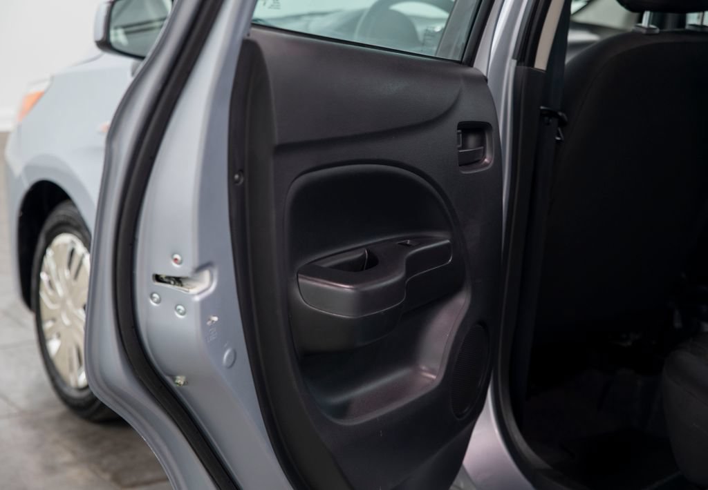 Used 2024 Mitsubishi Mirage FWD image 9