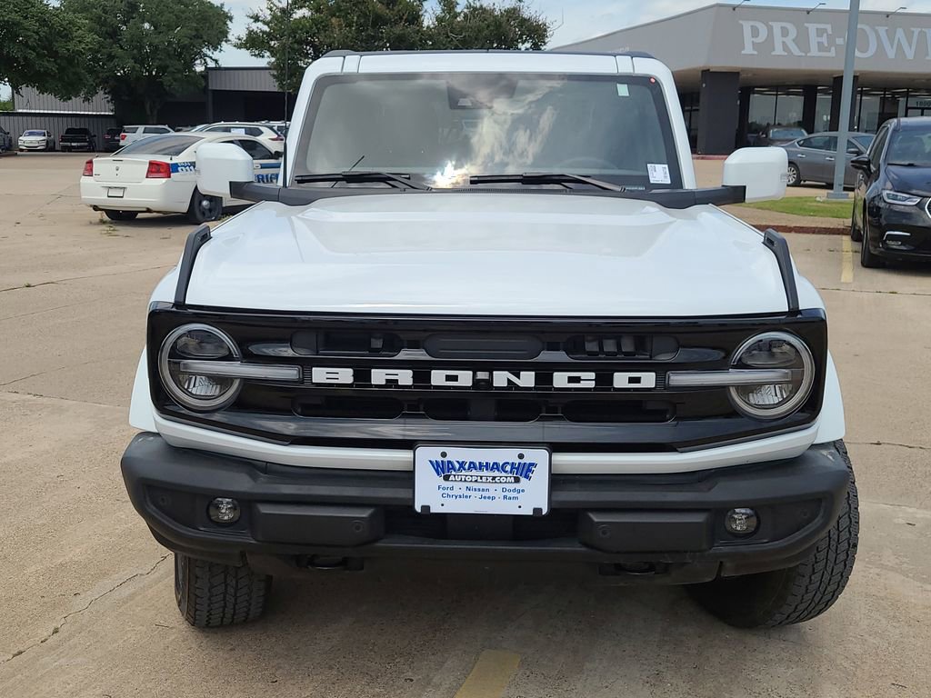Used 2023 Ford Bronco Outer Banks AWD/4WD image 2