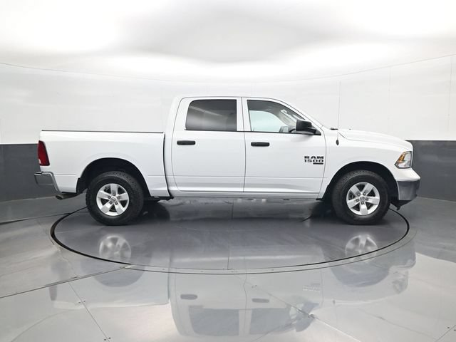 Used 2022 RAM 1500 Classic SLT w/ Electronics Group AWD/4WD image 4
