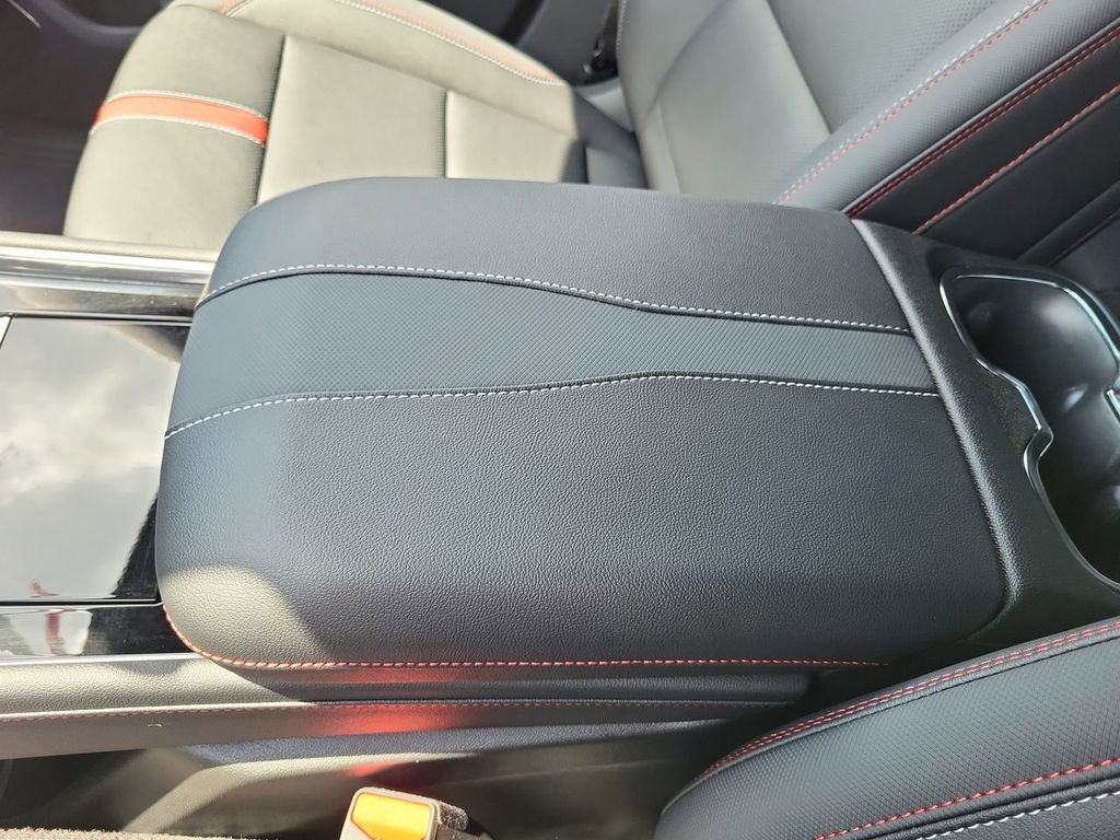 New 2026 Chevrolet Traverse RS w/ LPO, Floor Liner Package image 23