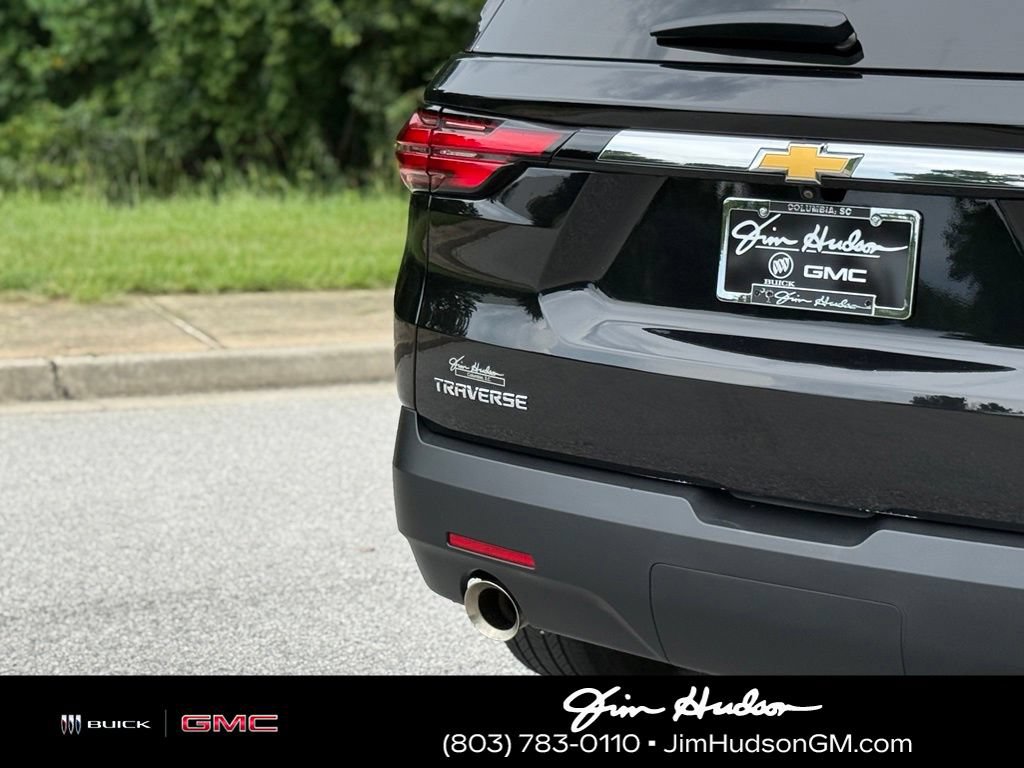 Certified 2023 Chevrolet Traverse LS FWD image 14