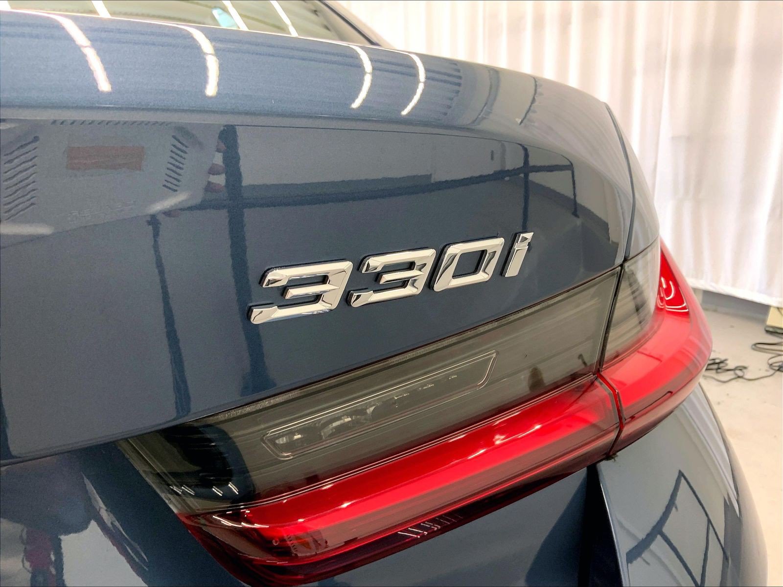 Used 2025 BMW 330i xDrive Sedan w/ M Sport Package AWD/4WD image 20
