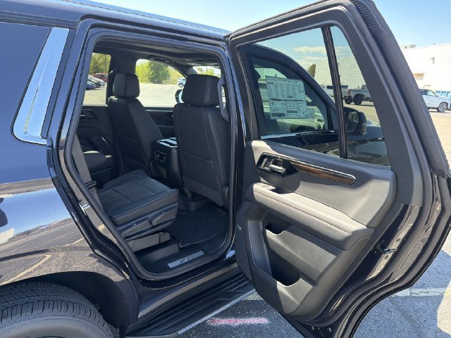 New 2026 Chevrolet Tahoe High Country w/ Sun And Tow Package AWD/4WD image 29