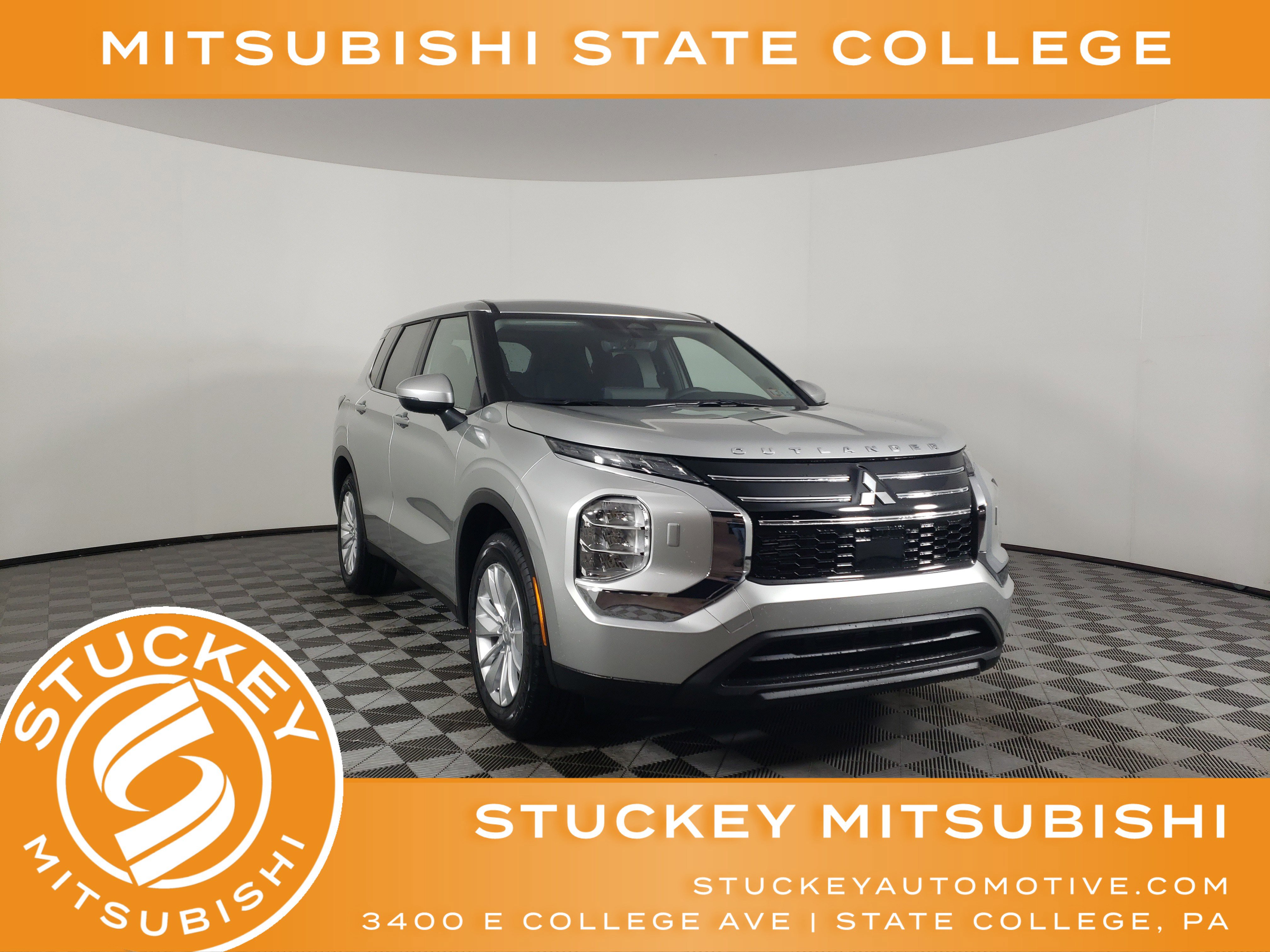 New 2026 Mitsubishi Outlander ES image 1