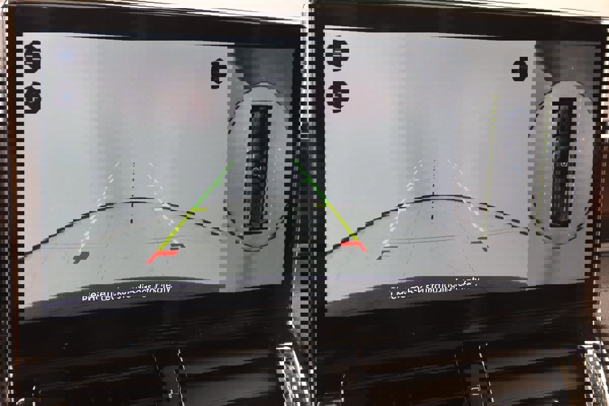 Used 2024 Lincoln Navigator L Reserve image 9