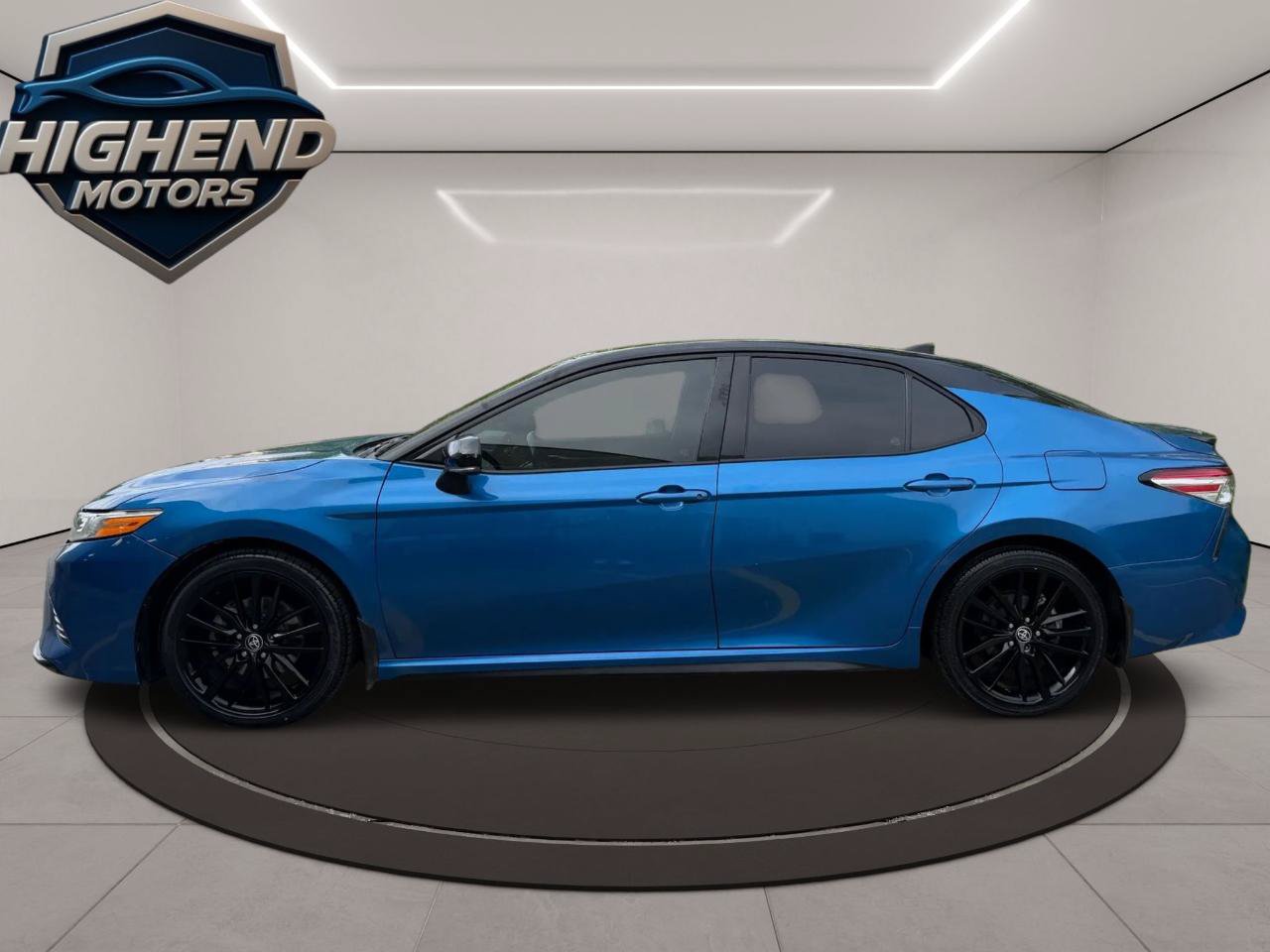 Used 2020 Toyota Camry XSE w/ Navigation Package FWD image 3
