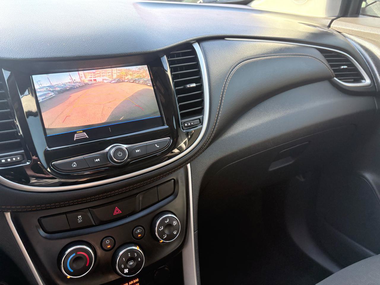 Used 2020 Chevrolet Trax LS FWD image 23