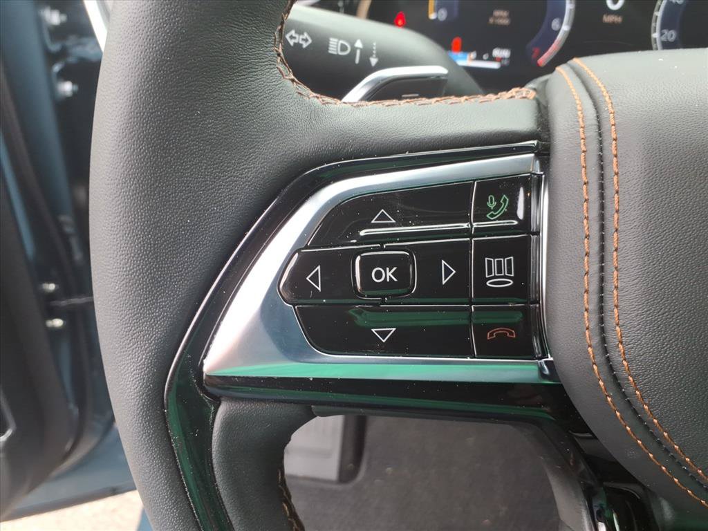 New 2026 Jeep Grand Cherokee Summit w/ Obsidian Package AWD/4WD image 23