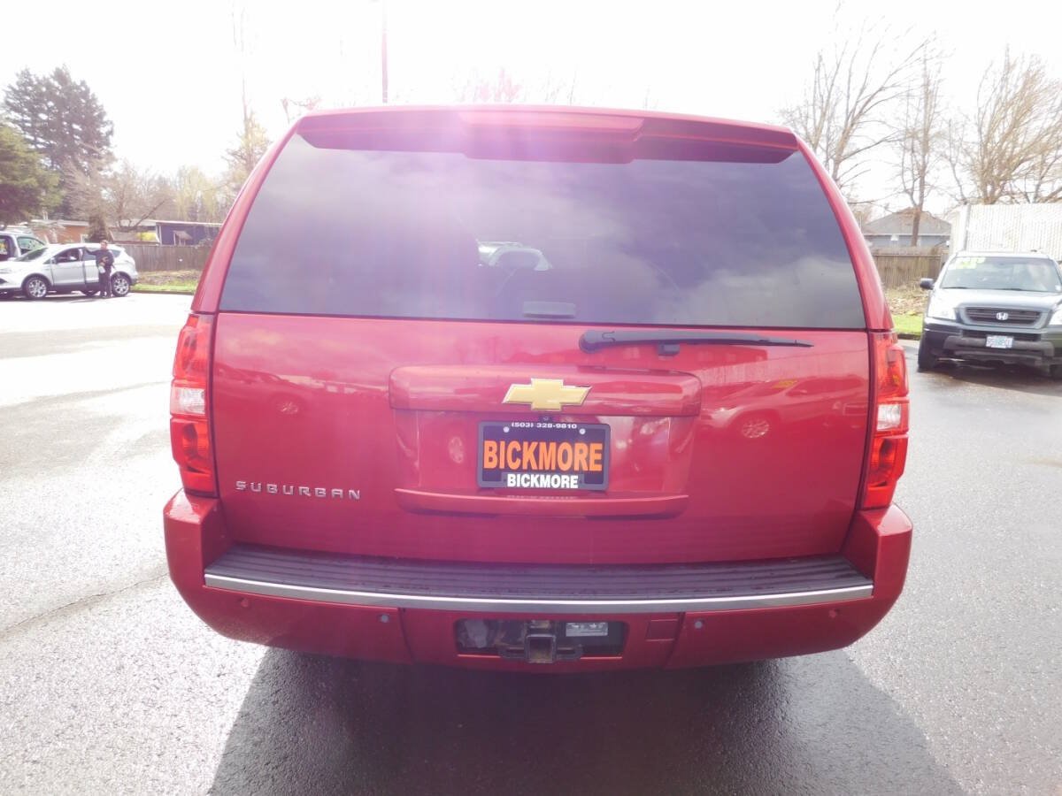Used 2014 Chevrolet Suburban LTZ AWD/4WD image 24