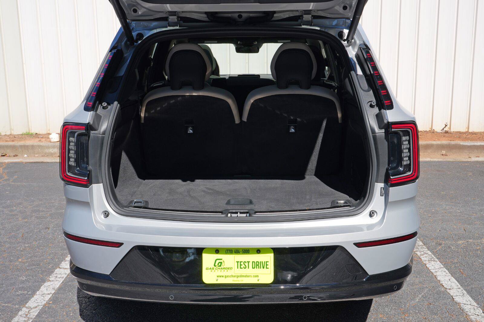 Used 2025 Volvo EX90 Ultra AWD/4WD image 9