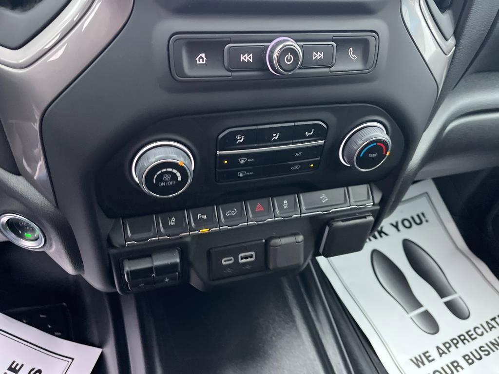 Used 2025 Chevrolet Silverado 2500 Custom w/ Custom Value Package image 14