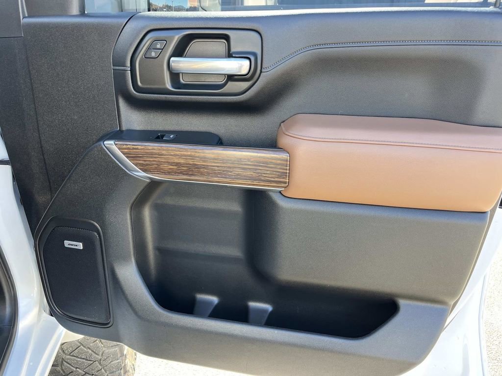 Used 2020 Chevrolet Silverado 3500 High Country image 21