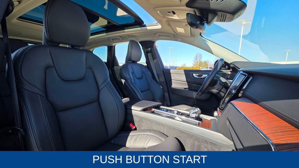 Used 2023 Volvo XC60 T8 Ultimate w/ Climate Package image 14