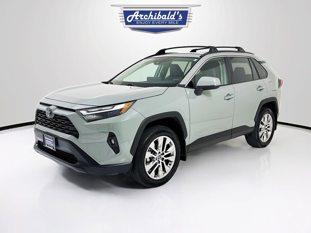 Used 2023 Toyota RAV4 XLE Premium AWD/4WD image 3