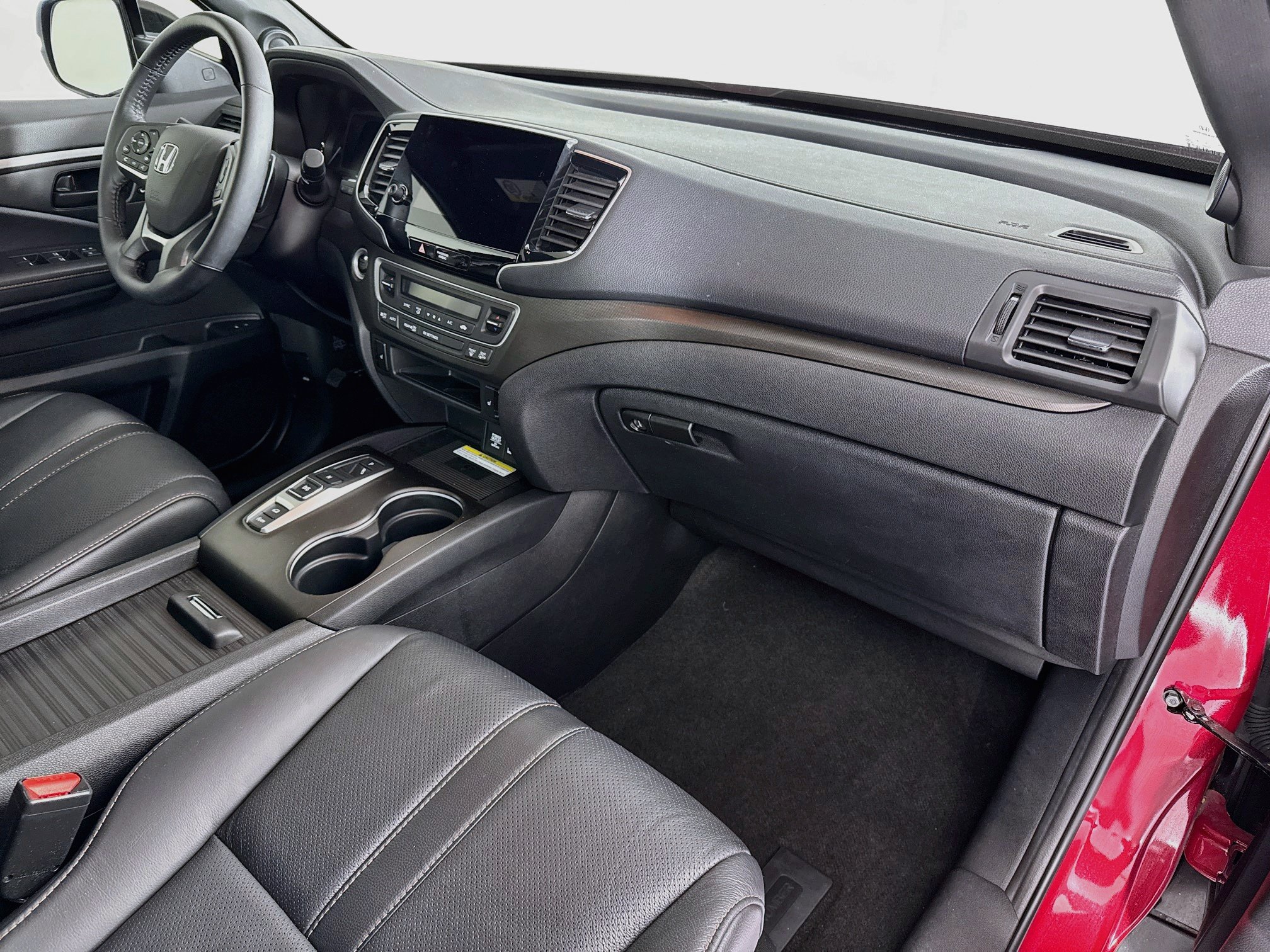 Certified 2023 Honda Passport TrailSport image 29