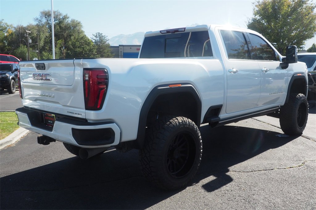 Used 2024 GMC Sierra 3500 Denali w/ Denali Reserve Package image 4