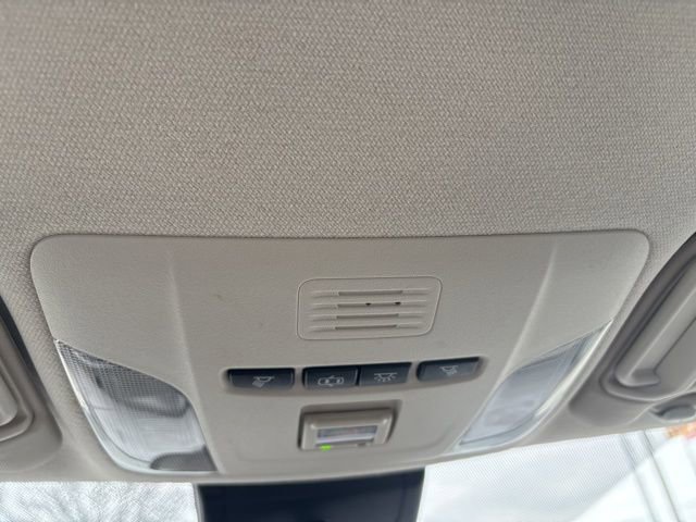 Used 2021 Toyota Corolla LE w/ Carpet Mat Package (TMS) image 15