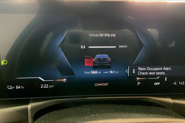 Used 2024 BMW i4 eDrive35 RWD image 9